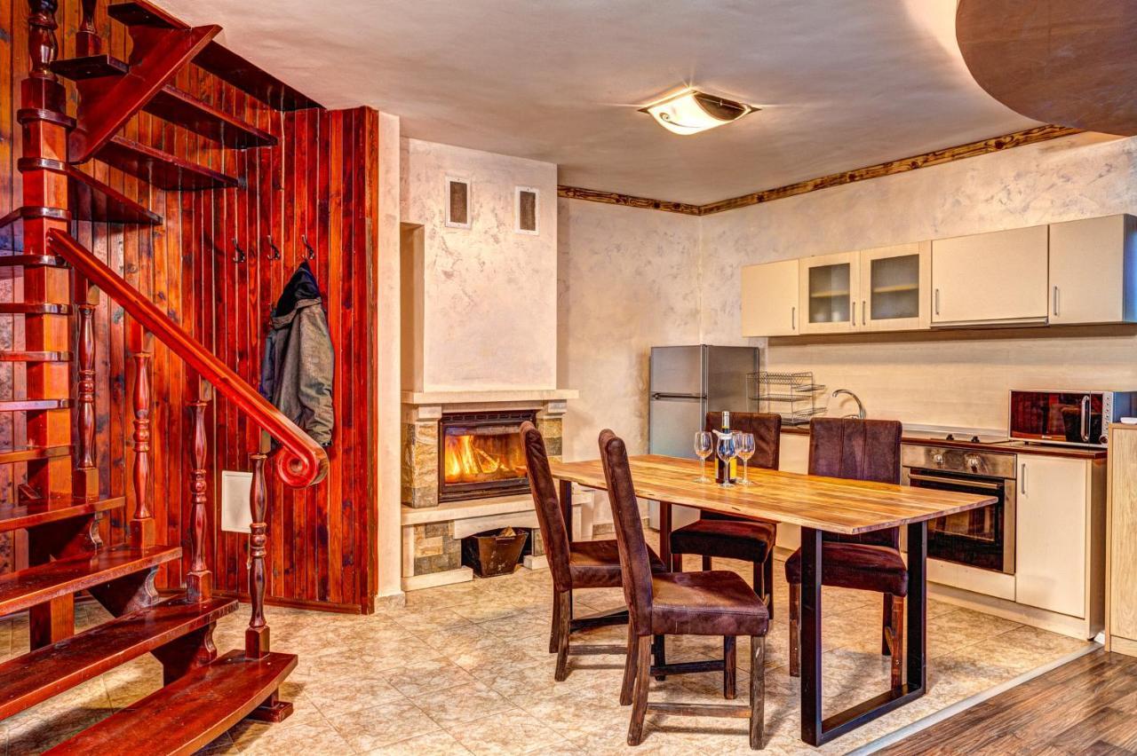 Вили Forest Nook ปอมโปโรโว ภายนอก รูปภาพ