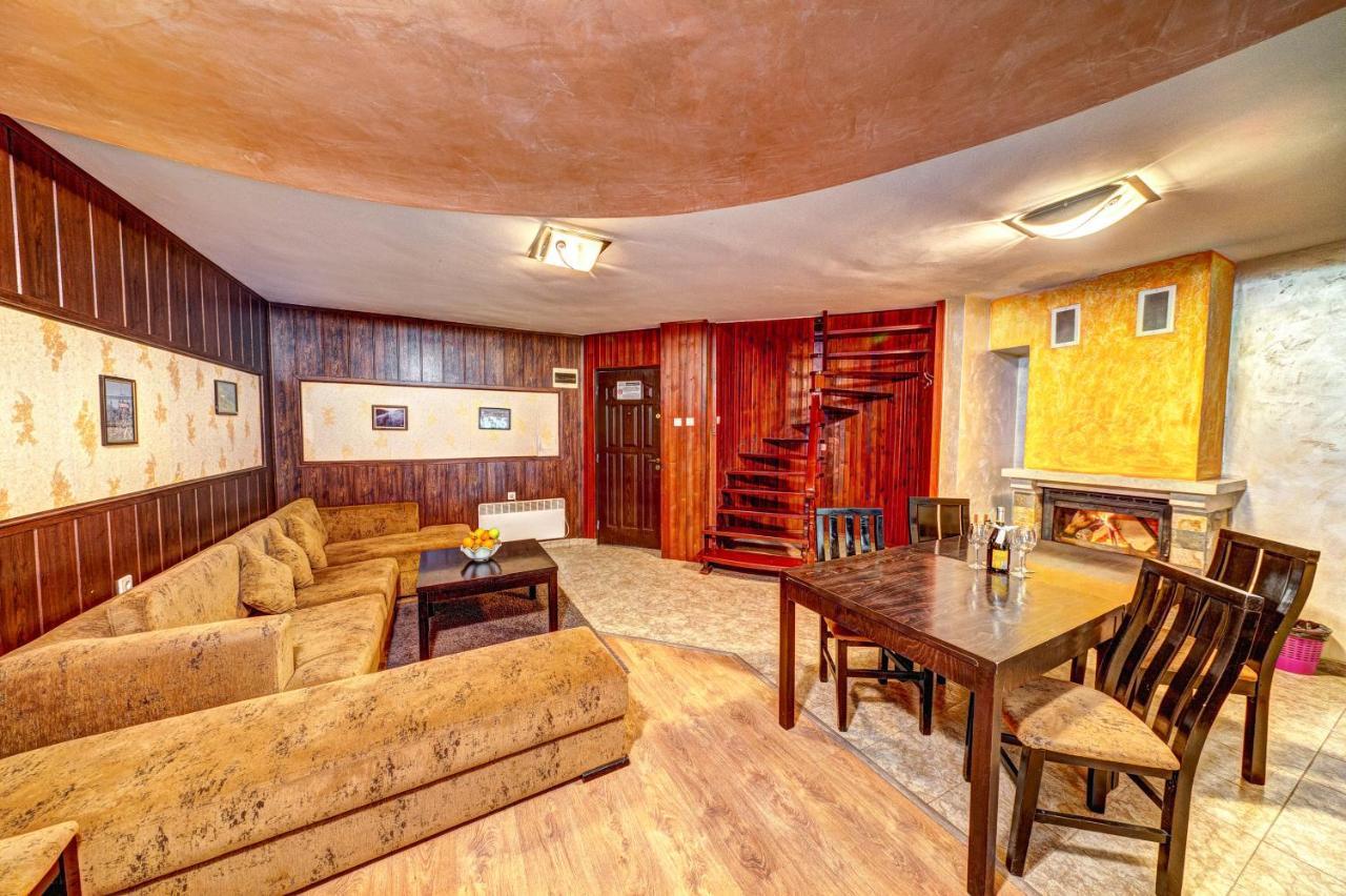 Вили Forest Nook ปอมโปโรโว ภายนอก รูปภาพ