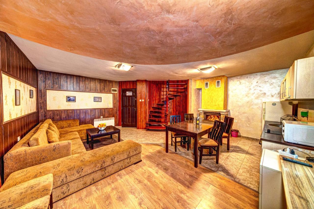 Вили Forest Nook ปอมโปโรโว ภายนอก รูปภาพ